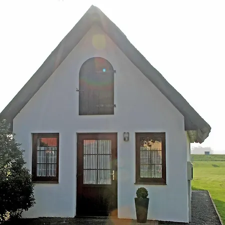 Ferienhaus Mit Reetdach Am Lobber Kır Evi