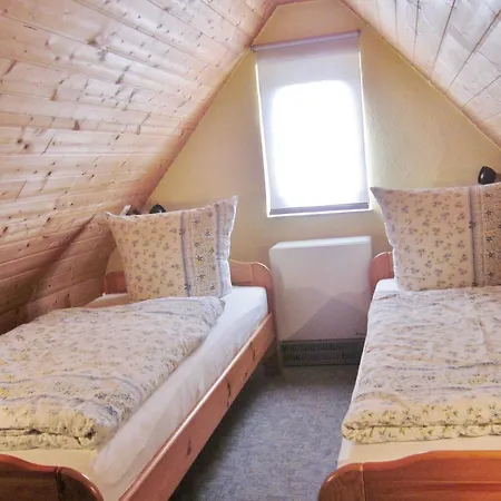 Kır Evi Ferienhaus Mit Reetdach Am Lobber Lobbe